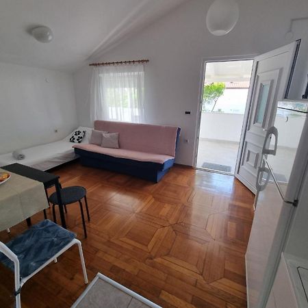 Apartments Rising Sun Vir Ngoại thất bức ảnh