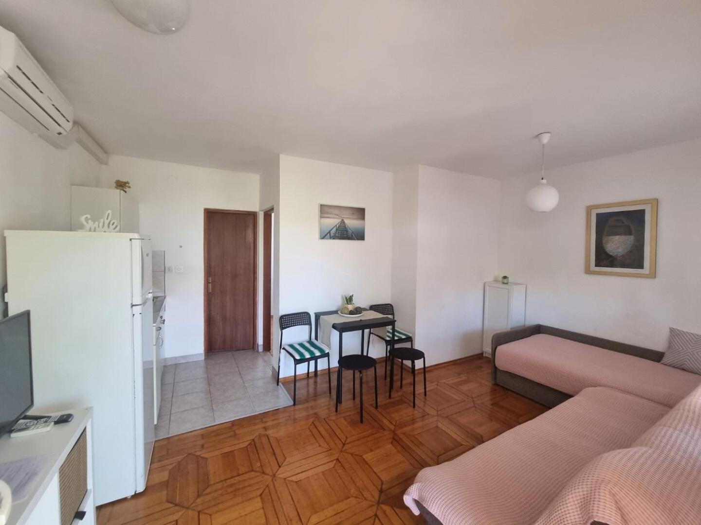 Apartments Rising Sun Vir Ngoại thất bức ảnh